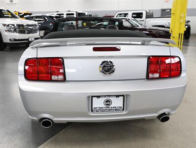 2005 Ford Mustang GT Premium   - Photo 13 - Addison, IL 60101