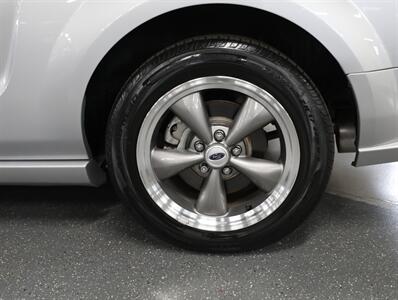 2005 Ford Mustang GT Premium   - Photo 46 - Addison, IL 60101