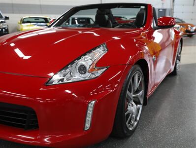 2016 Nissan 370Z Roadster Touring Sport   - Photo 5 - Addison, IL 60101