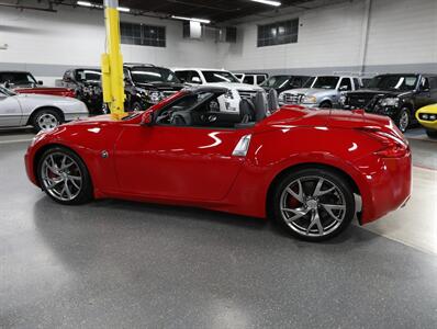 2016 Nissan 370Z Roadster Touring Sport   - Photo 18 - Addison, IL 60101