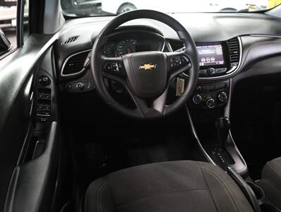 2021 Chevrolet Trax LS   - Photo 22 - Addison, IL 60101