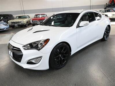 2015 Hyundai Genesis Coupe 3.8 - Photo 4 - Addison, IL 60101