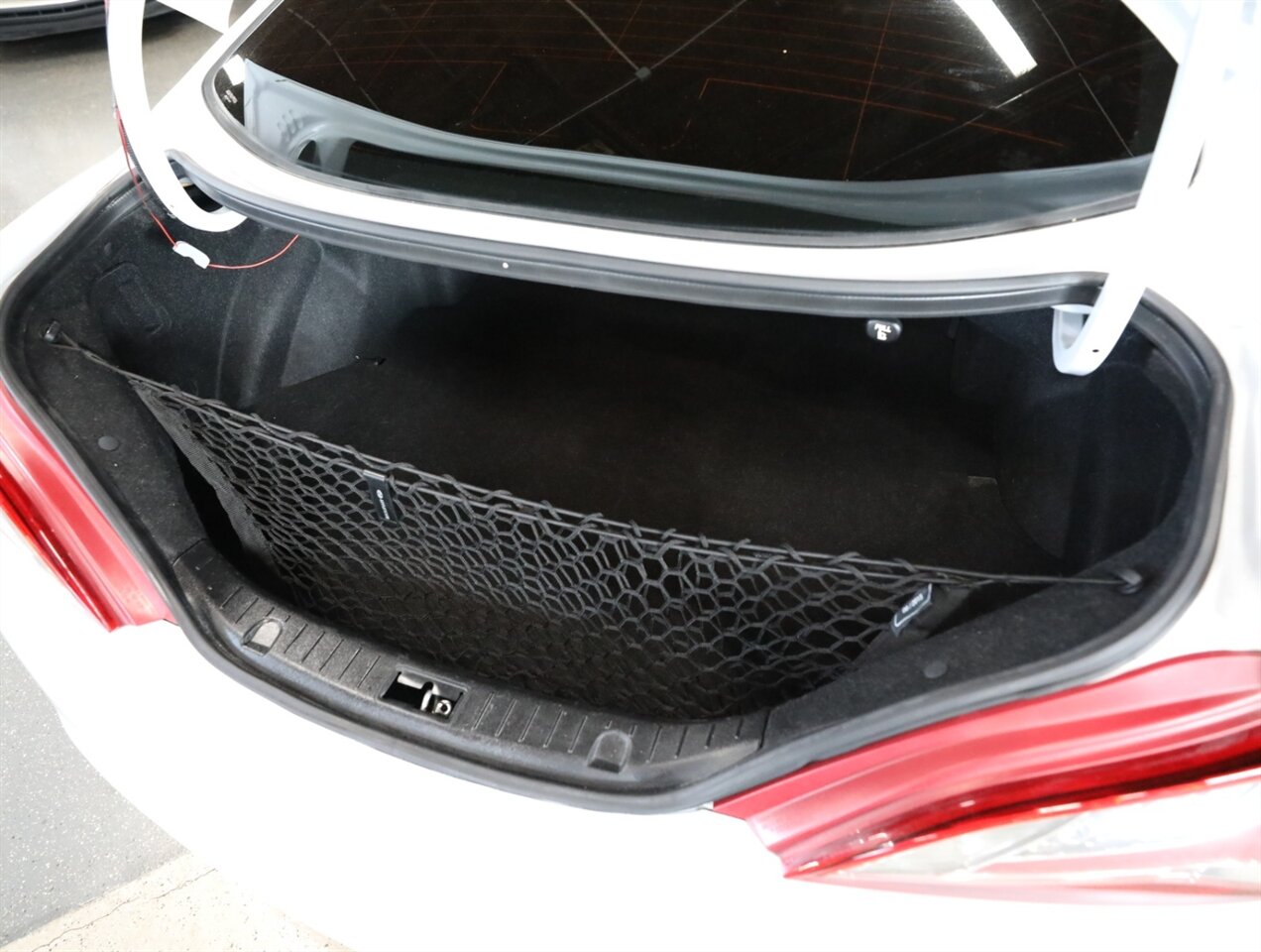 2015 Hyundai Genesis Coupe 3.8 - Photo 21 - Addison, IL 60101