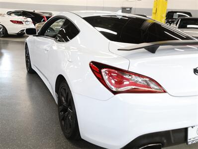 2015 Hyundai Genesis Coupe 3.8 - Photo 15 - Addison, IL 60101