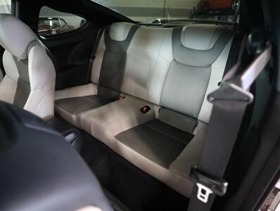 2015 Hyundai Genesis Coupe 3.8 - Photo 22 - Addison, IL 60101
