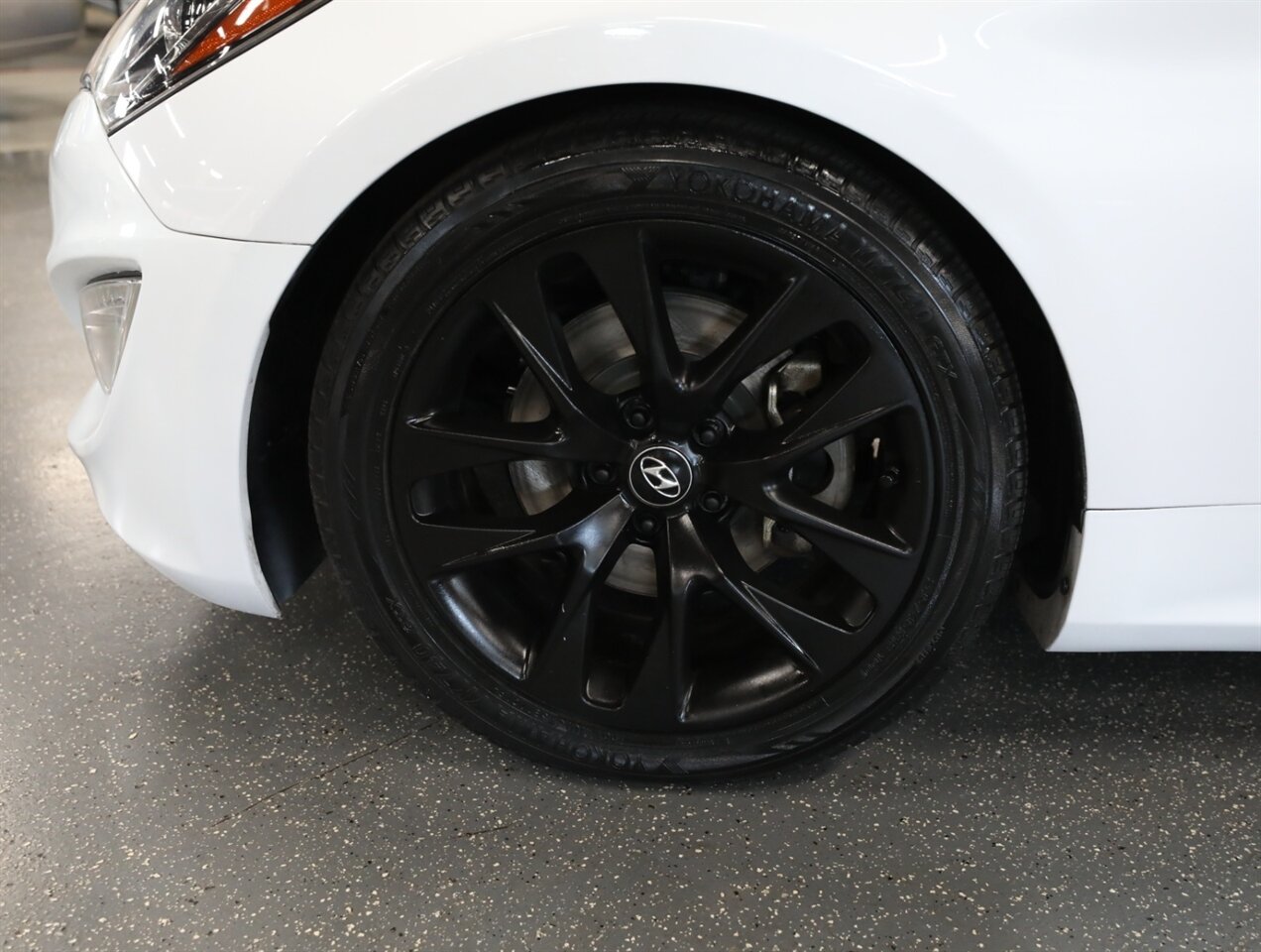 2015 Hyundai Genesis Coupe 3.8 - Photo 37 - Addison, IL 60101