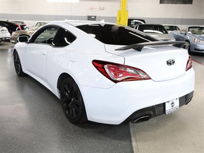 2015 Hyundai Genesis Coupe 3.8 - Photo 14 - Addison, IL 60101