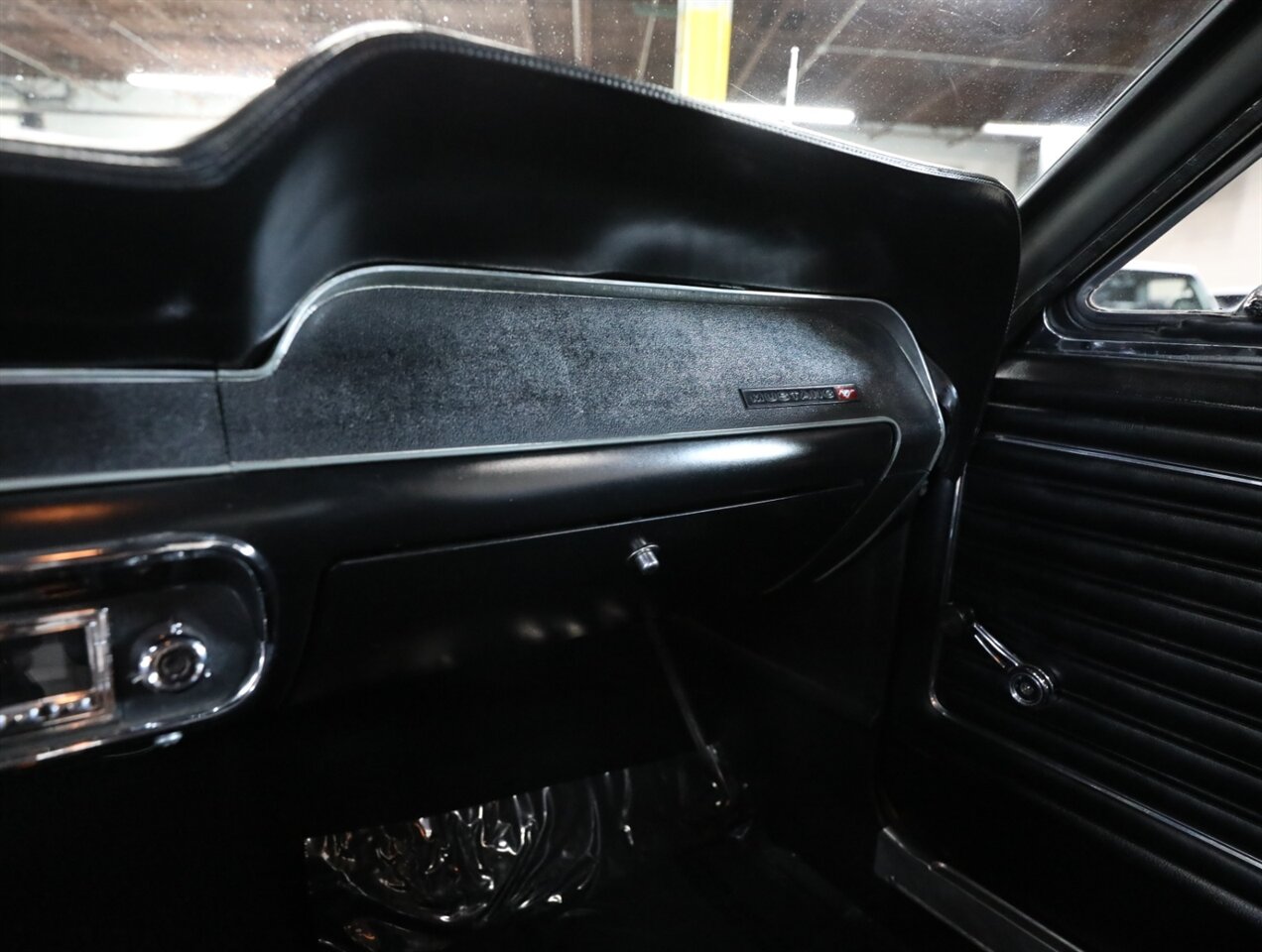 1968 Ford Mustang - Photo 49 - Addison, IL 60101