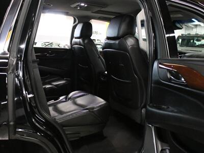 2019 Cadillac Escalade Luxury 4WD   - Photo 21 - Addison, IL 60101