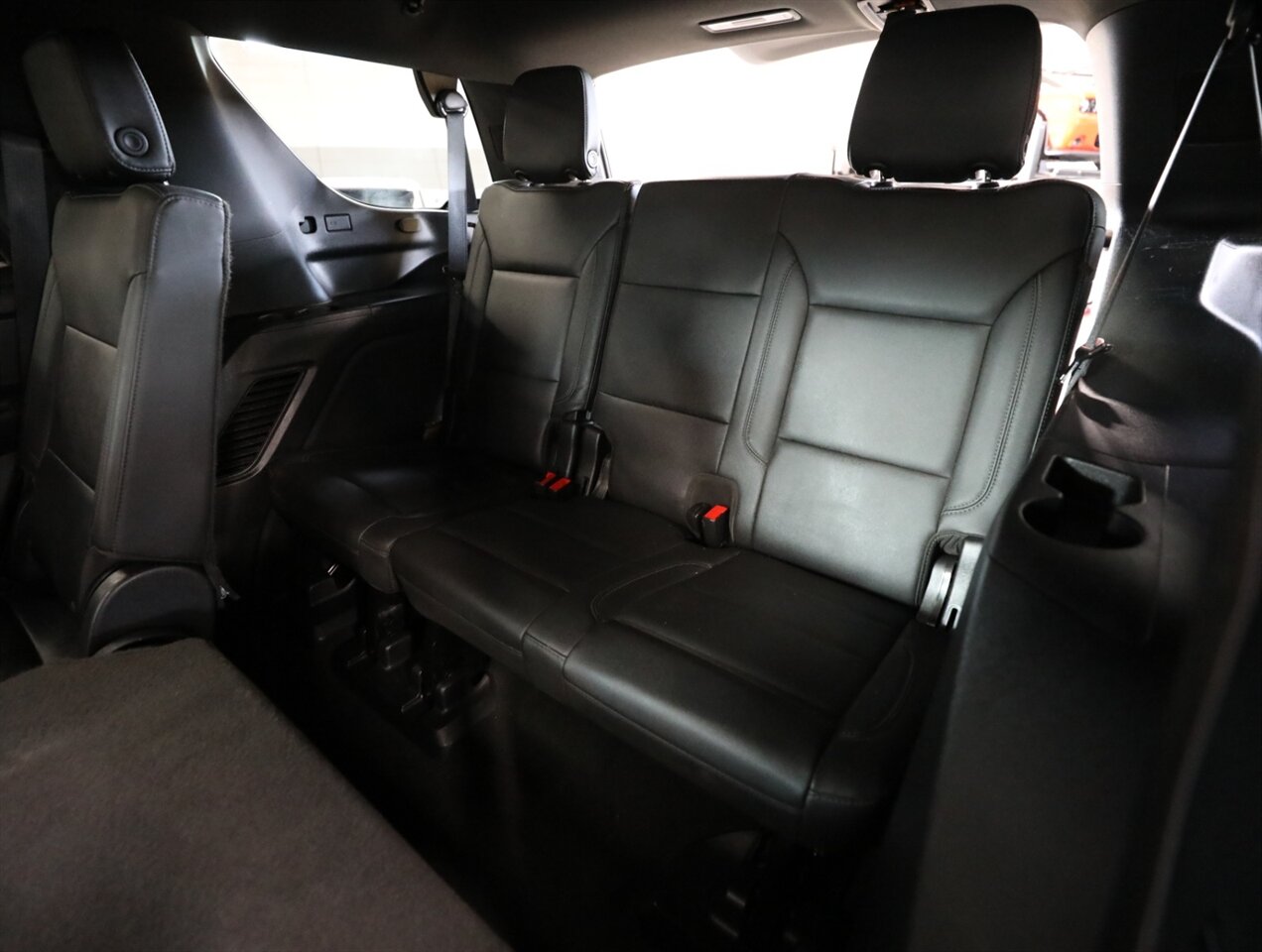 2022 Chevrolet Tahoe LT 4WD - Photo 23 - Addison, IL 60101