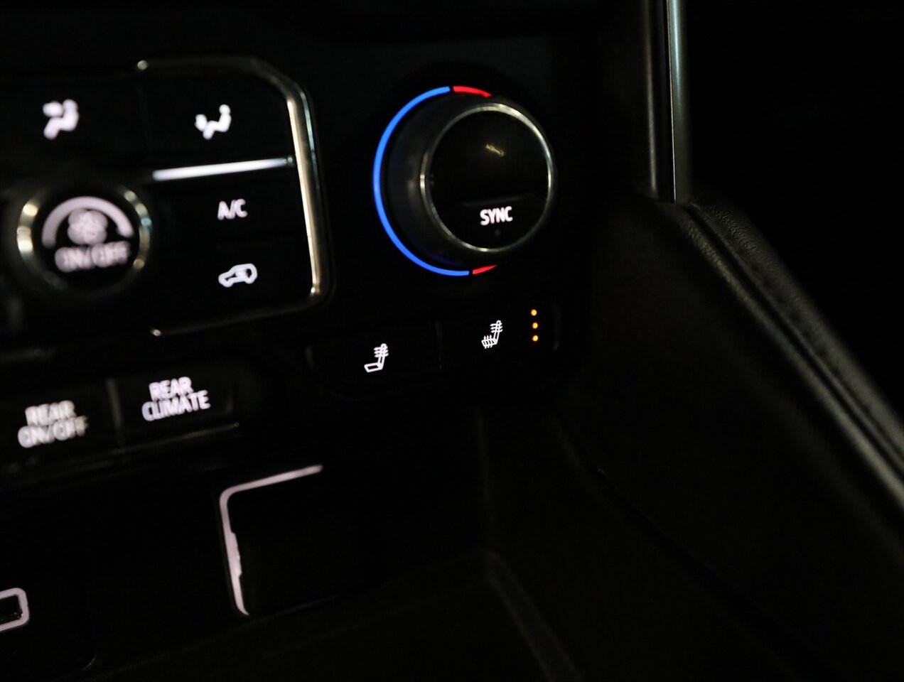 2022 Chevrolet Tahoe LT 4WD - Photo 37 - Addison, IL 60101