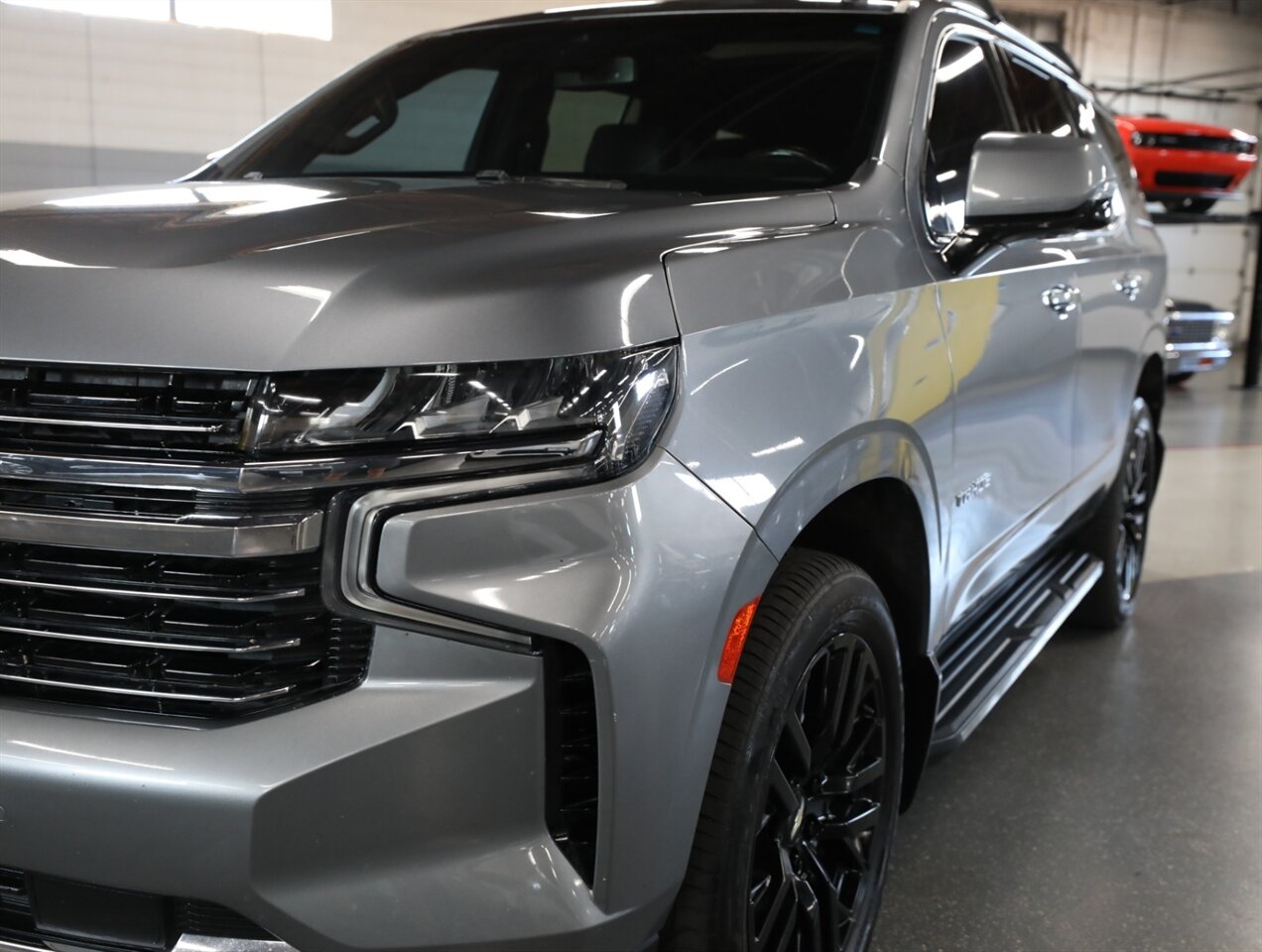 2022 Chevrolet Tahoe LT 4WD - Photo 5 - Addison, IL 60101