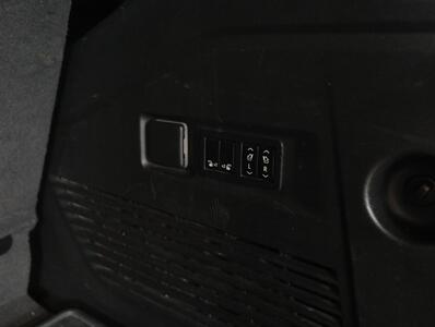 2022 Chevrolet Tahoe LT 4WD - Photo 21 - Addison, IL 60101