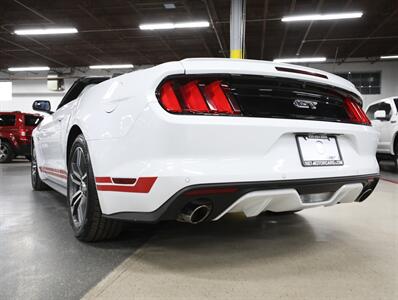 2015 Ford Mustang GT Premium Convertible   - Photo 14 - Addison, IL 60101