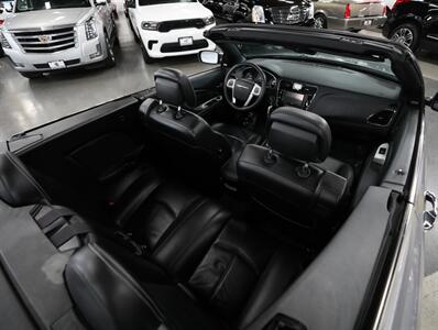 2013 Chrysler 200 Limited - Photo 16 - Addison, IL 60101