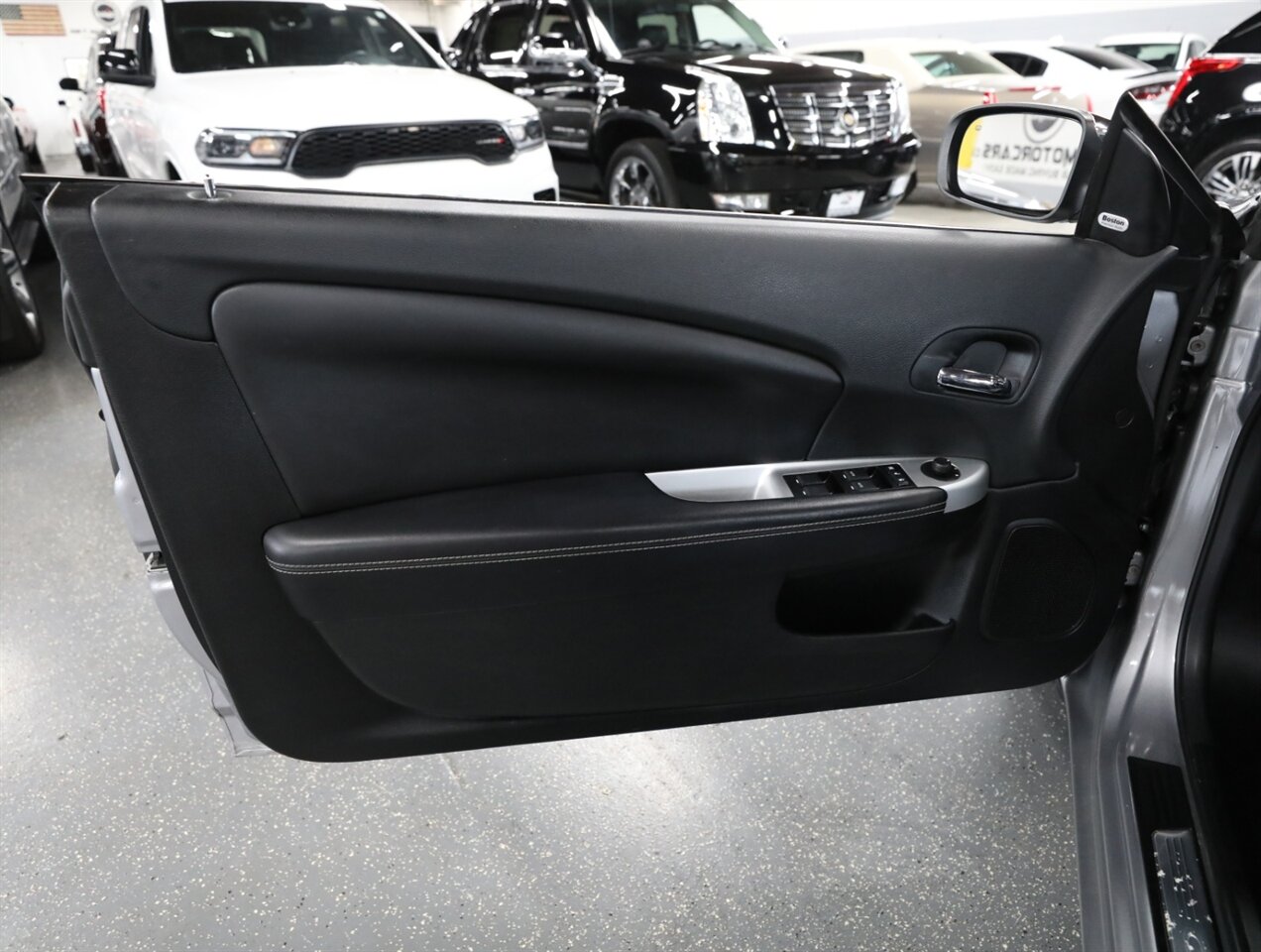 2013 Chrysler 200 Limited - Photo 23 - Addison, IL 60101