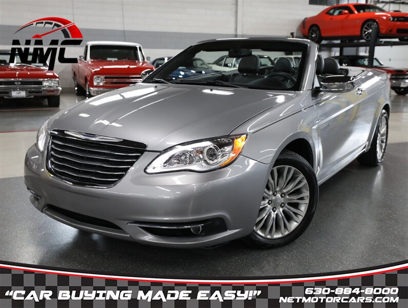 2013 Chrysler 200 Limited Convertible  