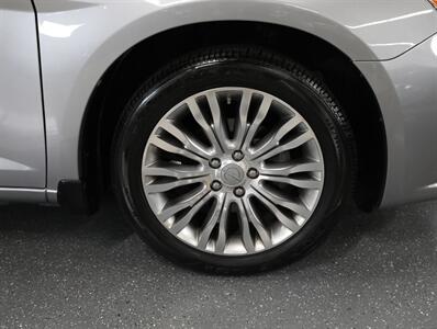 2013 Chrysler 200 Limited - Photo 43 - Addison, IL 60101