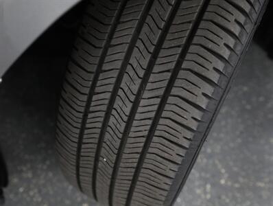 2013 Chrysler 200 Limited - Photo 45 - Addison, IL 60101