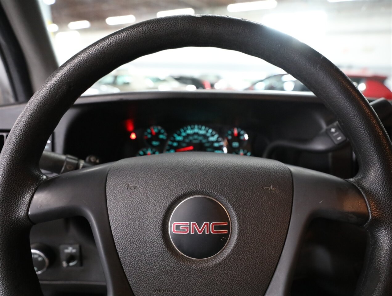 2014 GMC Savana 2500 - Photo 28 - Addison, IL 60101
