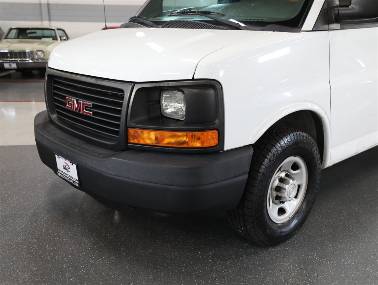 2014 GMC Savana 2500 - Photo 3 - Addison, IL 60101