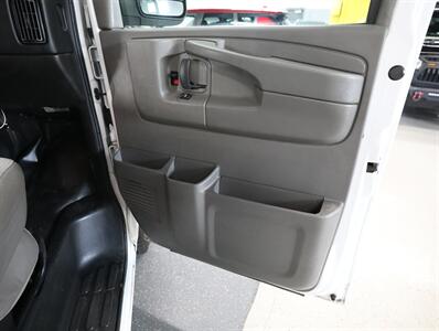 2014 GMC Savana 2500 - Photo 14 - Addison, IL 60101
