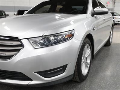 2015 Ford Taurus SEL   - Photo 5 - Addison, IL 60101