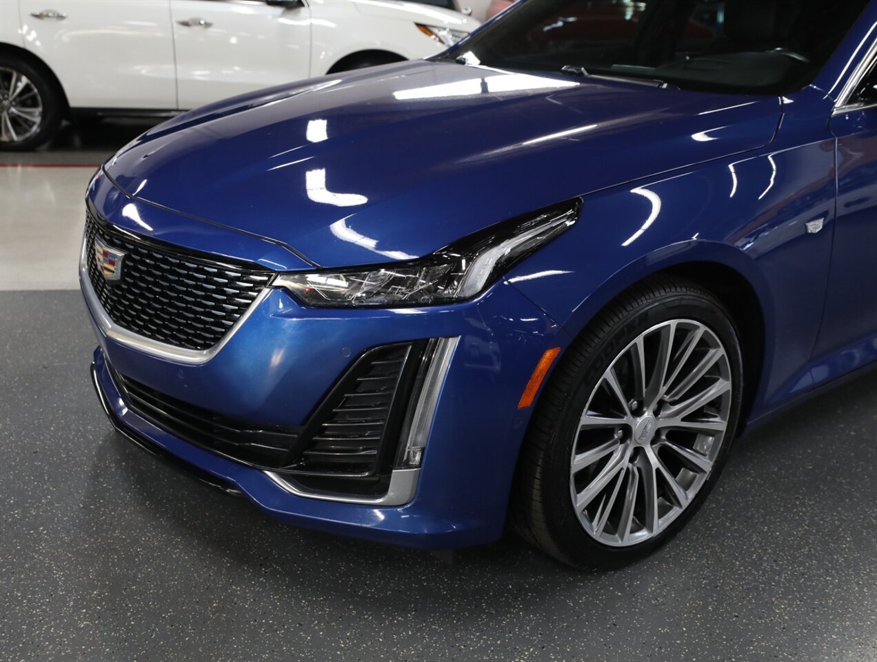 2020 Cadillac CT5 Premium Luxury AWD - Photo 3 - Addison, IL 60101