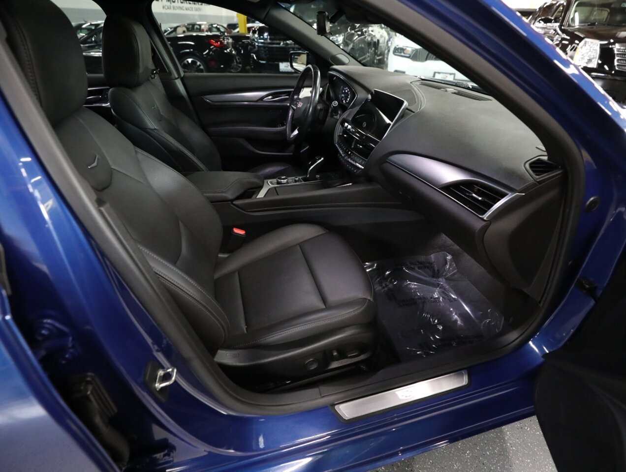 2020 Cadillac CT5 Premium Luxury AWD - Photo 18 - Addison, IL 60101
