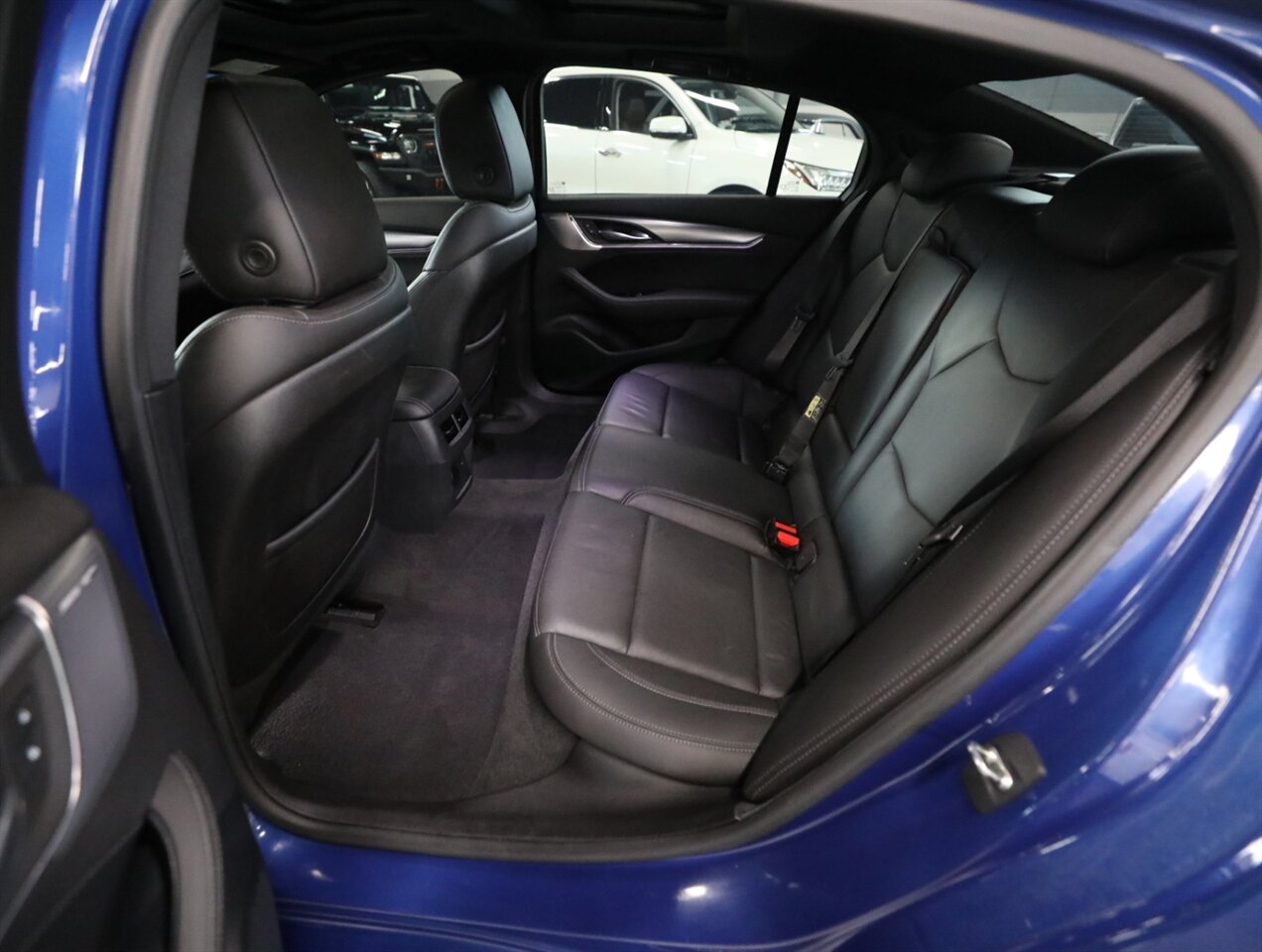 2020 Cadillac CT5 Premium Luxury AWD - Photo 26 - Addison, IL 60101