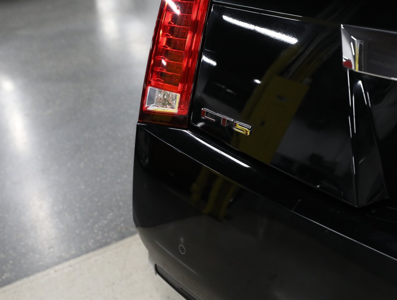 2013 Cadillac CTS 3.6L Premium - Photo 11 - Addison, IL 60101