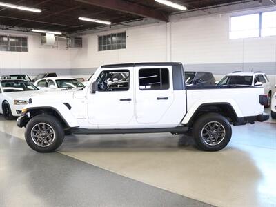 2020 Jeep Gladiator Overland 4X4   - Photo 18 - Addison, IL 60101