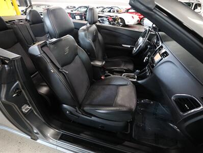 2011 Chrysler 200 S - Photo 19 - Addison, IL 60101