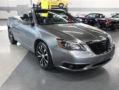 2011 Chrysler 200 S - Photo 7 - Addison, IL 60101