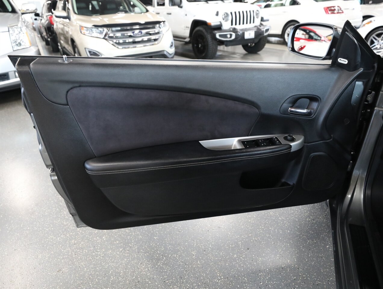 2011 Chrysler 200 S - Photo 24 - Addison, IL 60101