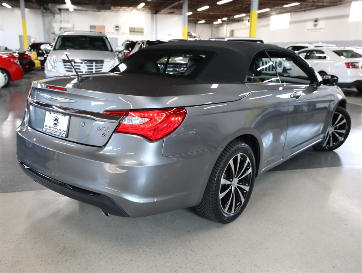 2011 Chrysler 200 S - Photo 39 - Addison, IL 60101