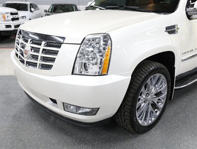 2012 Cadillac Escalade EXT Luxury   - Photo 3 - Addison, IL 60101