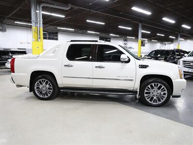 2012 Cadillac Escalade EXT Luxury   - Photo 8 - Addison, IL 60101