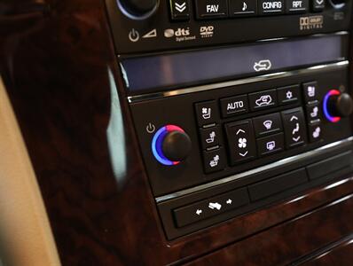 2012 Cadillac Escalade EXT Luxury   - Photo 33 - Addison, IL 60101