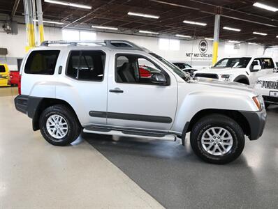 2015 Nissan Xterra S   - Photo 8 - Addison, IL 60101