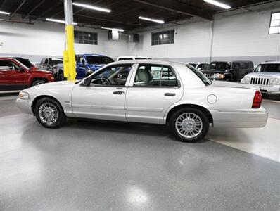 2011 Mercury Grand Marquis LS   - Photo 14 - Addison, IL 60101