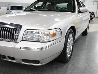 2011 Mercury Grand Marquis LS   - Photo 5 - Addison, IL 60101