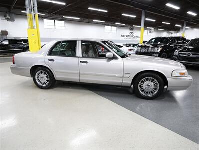 2011 Mercury Grand Marquis LS   - Photo 8 - Addison, IL 60101