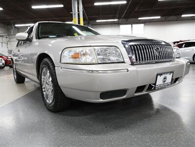 2011 Mercury Grand Marquis LS   - Photo 39 - Addison, IL 60101