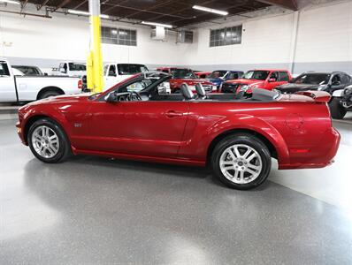 2005 Ford Mustang GT Premium   - Photo 18 - Addison, IL 60101