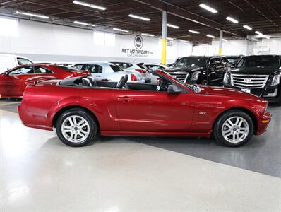 2005 Ford Mustang GT Premium   - Photo 10 - Addison, IL 60101