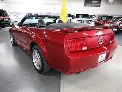 2005 Ford Mustang GT Premium   - Photo 15 - Addison, IL 60101