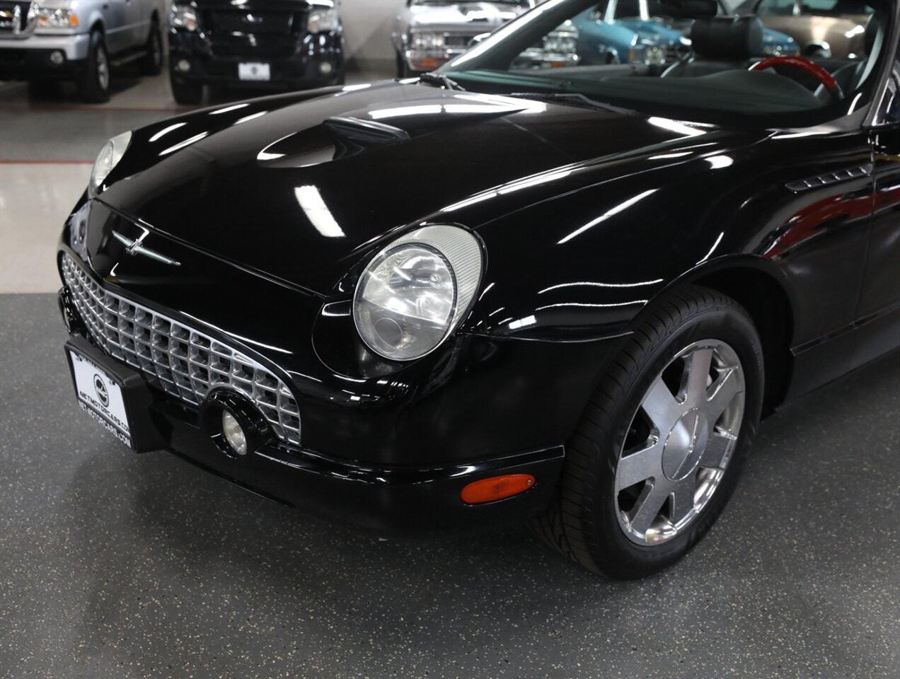 2002 Ford Thunderbird Deluxe - Photo 3 - Addison, IL 60101