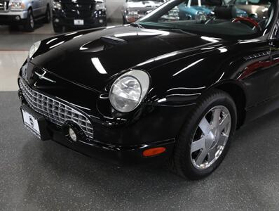 2002 Ford Thunderbird Deluxe - Photo 3 - Addison, IL 60101