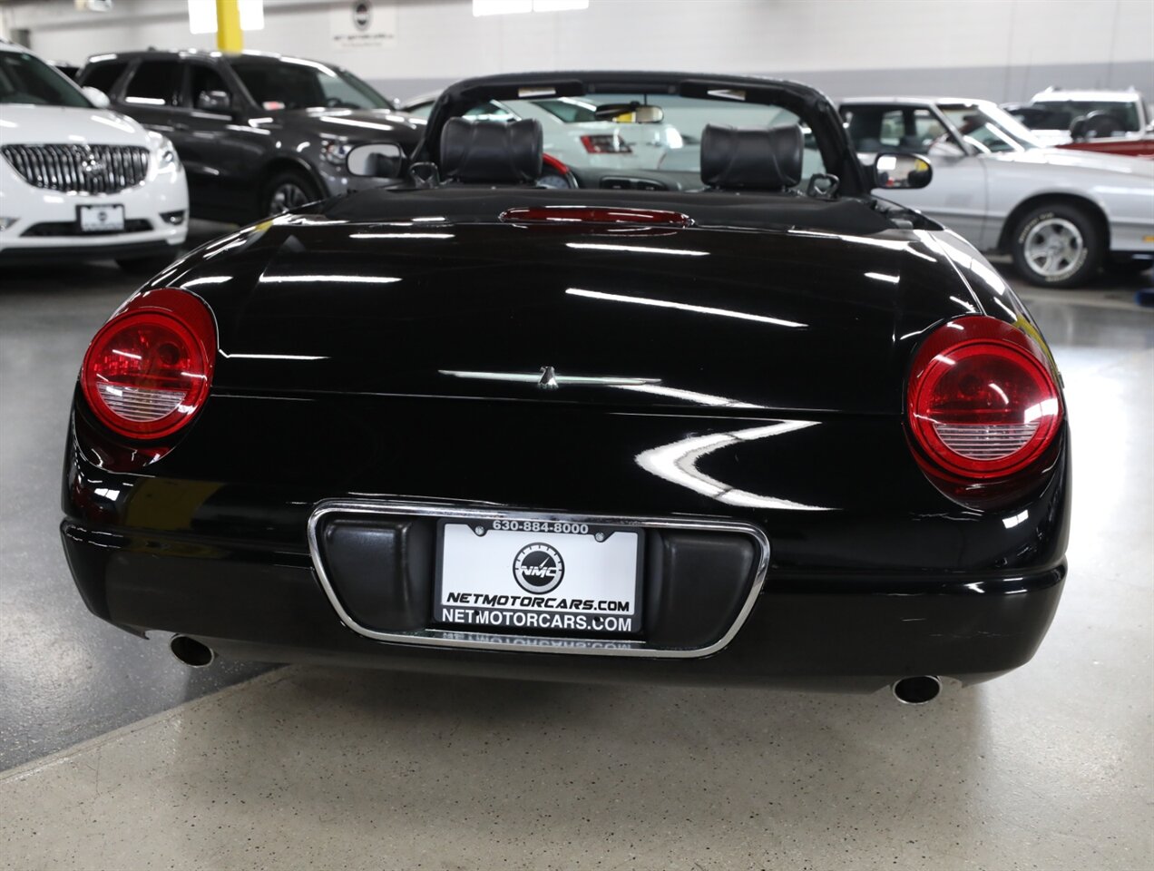 2002 Ford Thunderbird Deluxe - Photo 11 - Addison, IL 60101